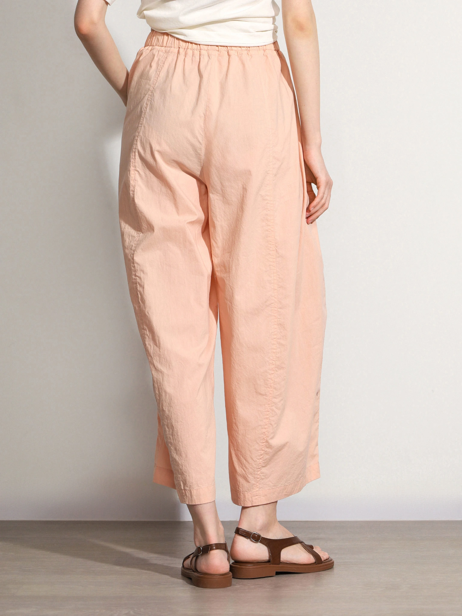 Брюки розового цвета из хлопка прямого кроя